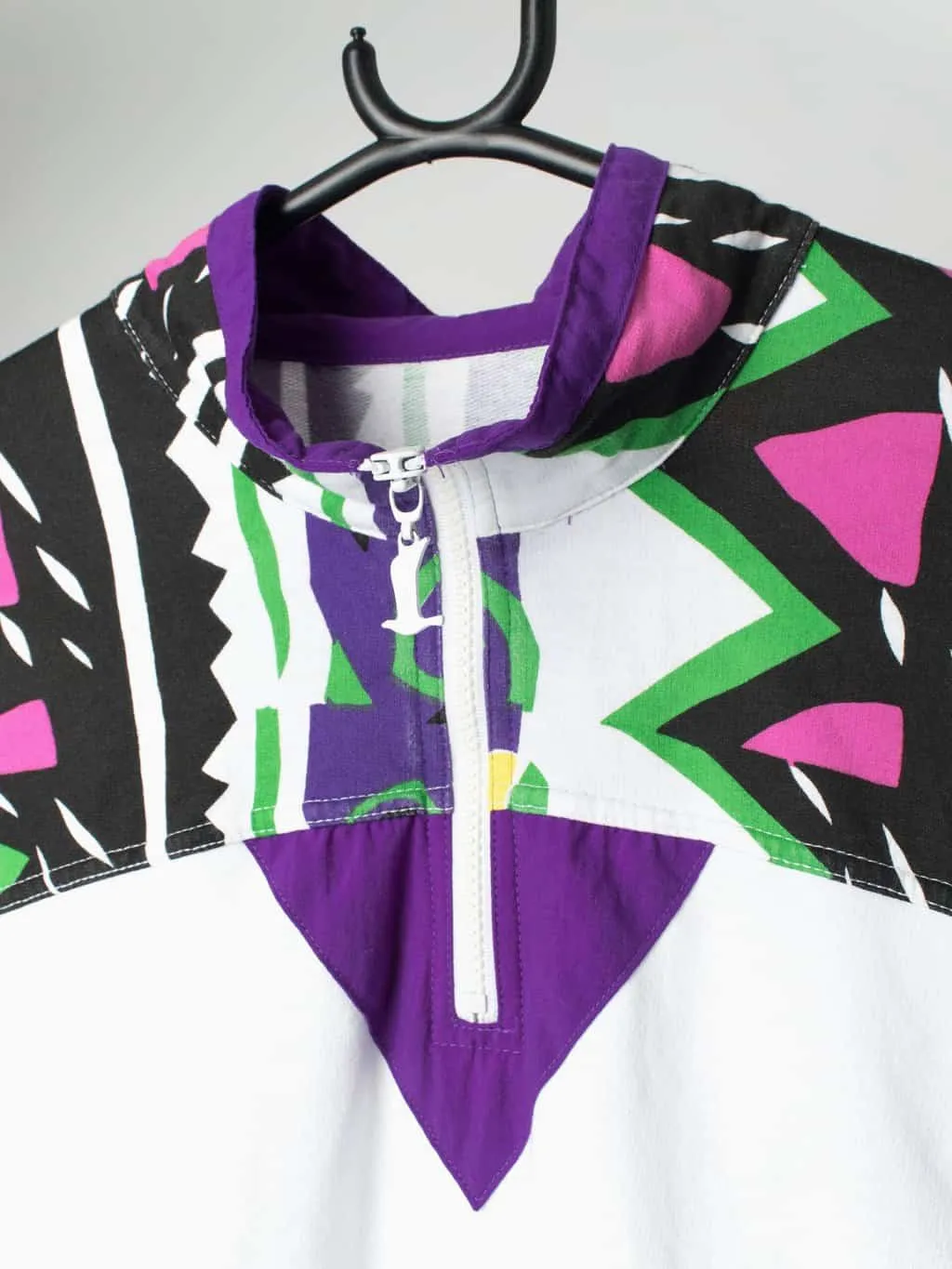 1980s sweatshirt with quarter zip and loud crazy abstract print – Medium / Large