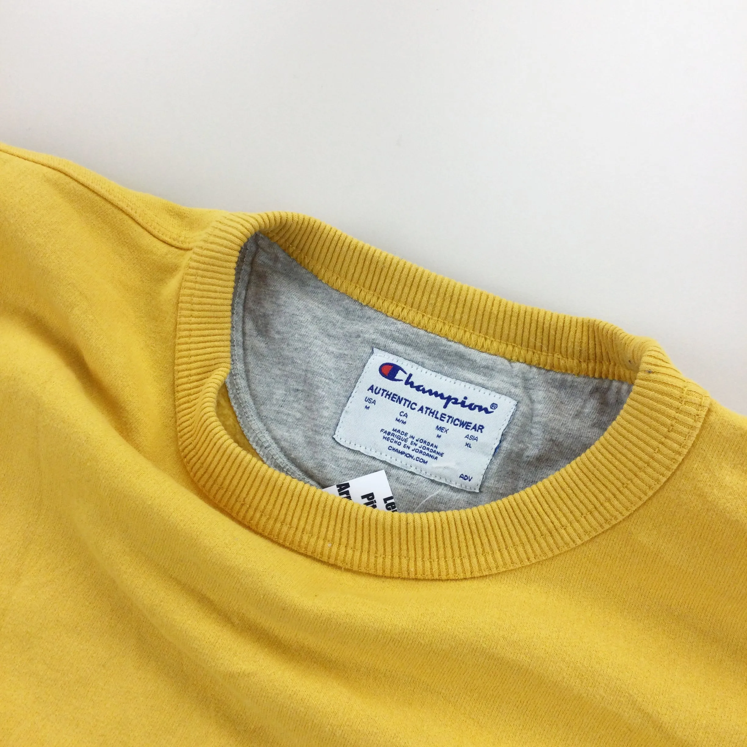 Champion 90s Basic Sweatshirt - Medium