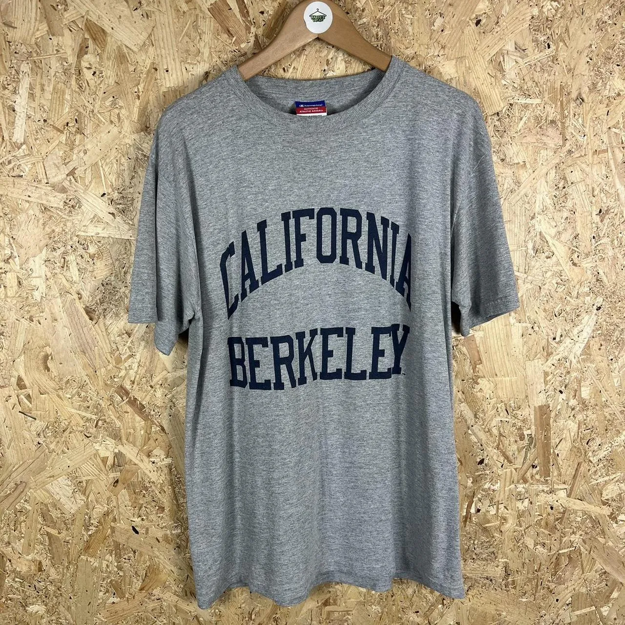 Champion California t shirt large