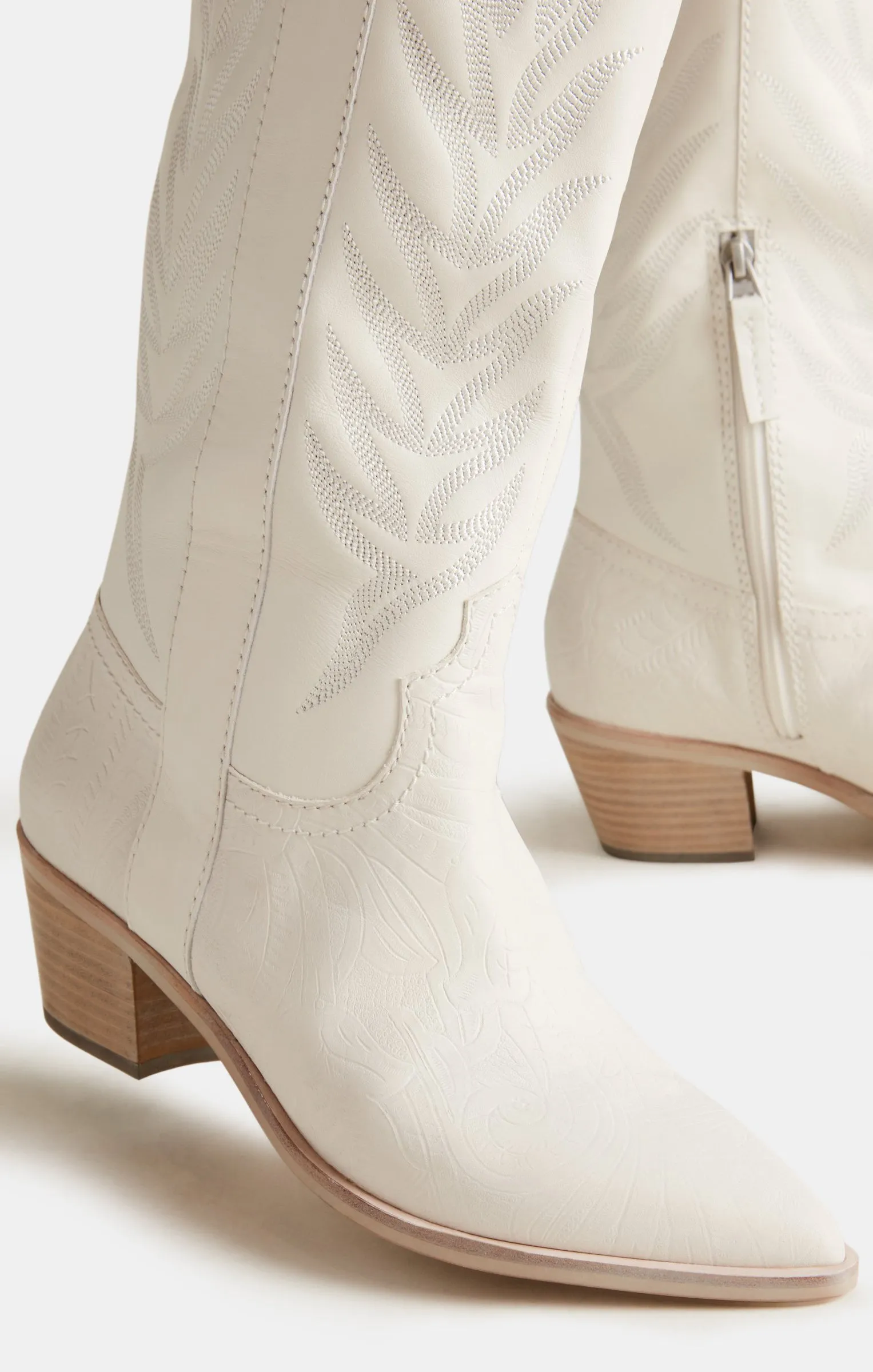 Dolce Vita Solei Western Boot ~ White