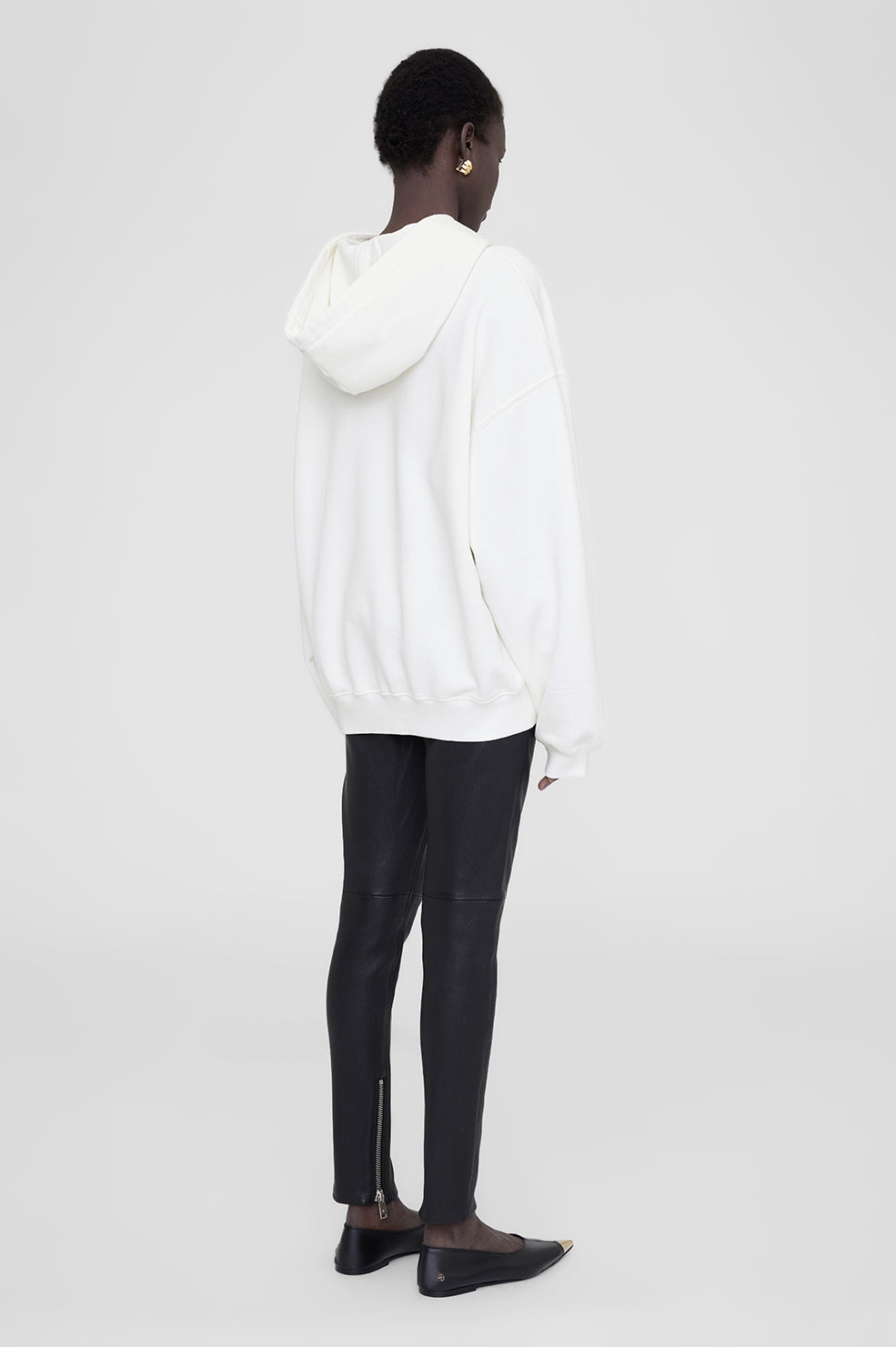 Harvey Sweatshirt in Ivory With Dark Sage